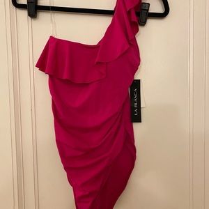 NWT la Blanca brand bright pink bathing suit. Size 8.